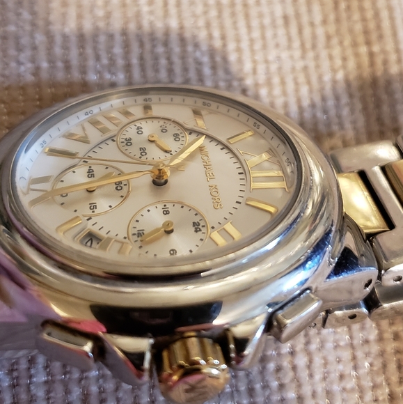 Michael Kors Camille Chronograph Watch - Picture 11 of 13